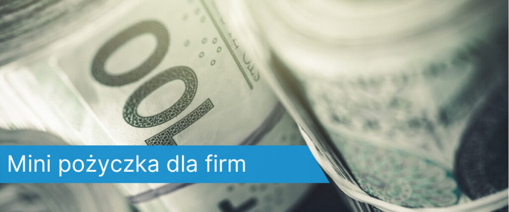 zwinięte banknoty 100 zł ułożone obok siebie